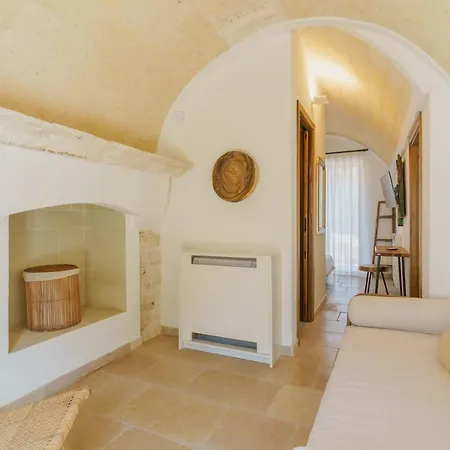 Trulli Corte Kalia Villa *